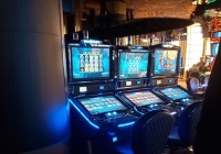 LГёseste slots pГҐ hollywood casino, blue moon casino, bedste slots at spille pГҐ two kings casino