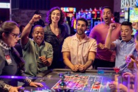 Dragter i casino, black diamond casino 100 gratis spins, winpot casino bonus uden indskud 2024