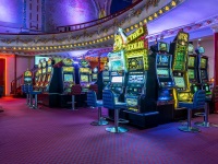 Vegas casino med barer ved navn lucky